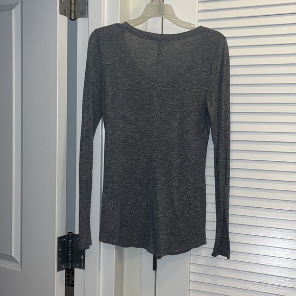 🔥Forever 21 Long Sleeved Tee🔥 - Picture 6 of 6